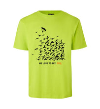 Lade das Bild in den Galerie-Viewer, Gleitschirm ID T-Shirt &quot;WE LOVE TO FLY&quot; Farbe lime
